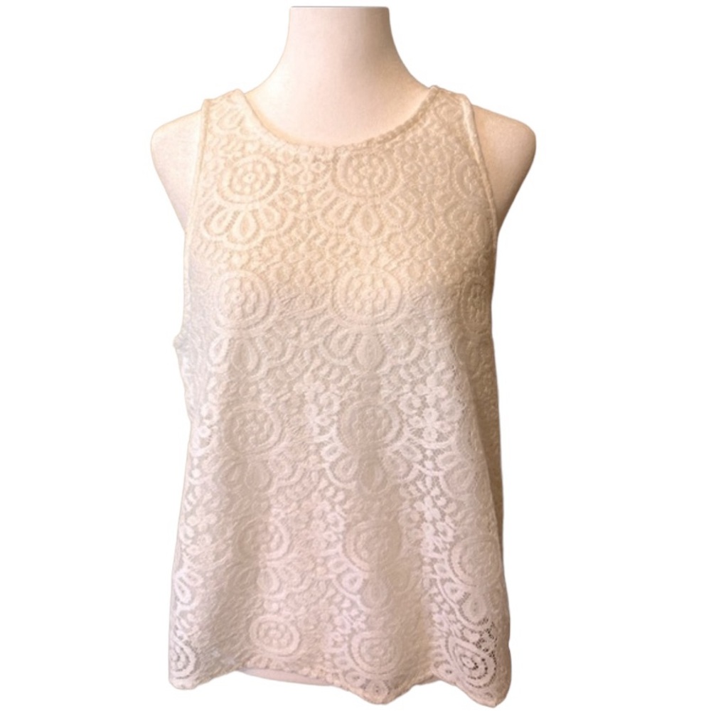Arizona women’s ivory lace tank top. Layering professional work size medium
